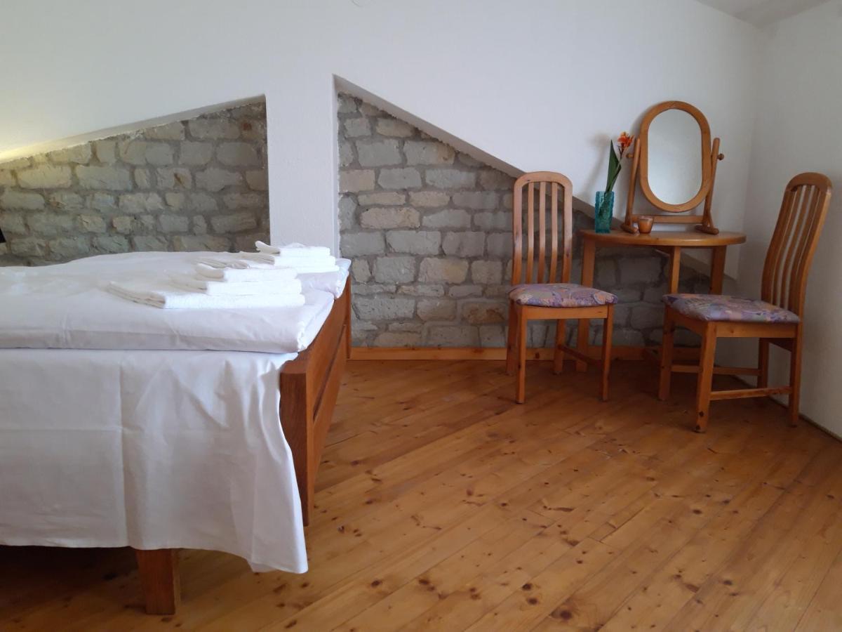 Villa Apartments Oliva Seget Vranjica Eksteriør bilde