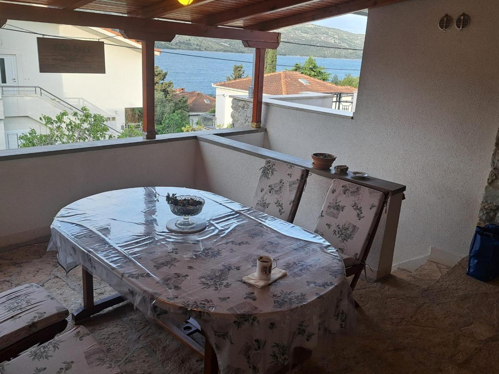 Villa Apartments Oliva Seget Vranjica Eksteriør bilde