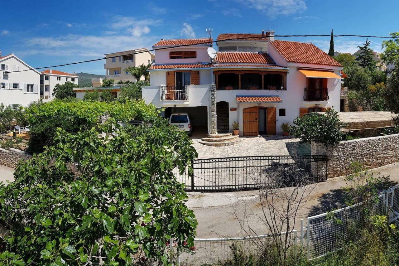 Villa Apartments Oliva Seget Vranjica Eksteriør bilde